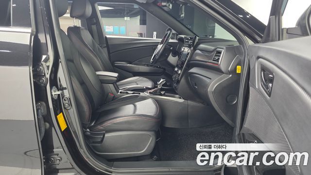 KG Mobility (SsangYong) Very New Tivoli Gasoline 1.5 2WD R-PLUS 2022 — фото 15