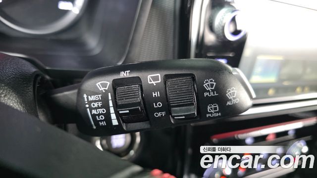 KG Mobility (SsangYong) Very New Tivoli Gasoline 1.5 2WD R-PLUS 2022 — фото 22