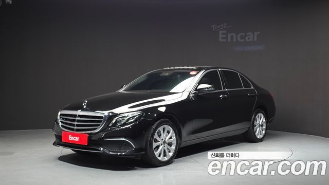 Mercedes-Benz E-Class (W213) E220d 4MATIC Exclusive 2020 — фото 1