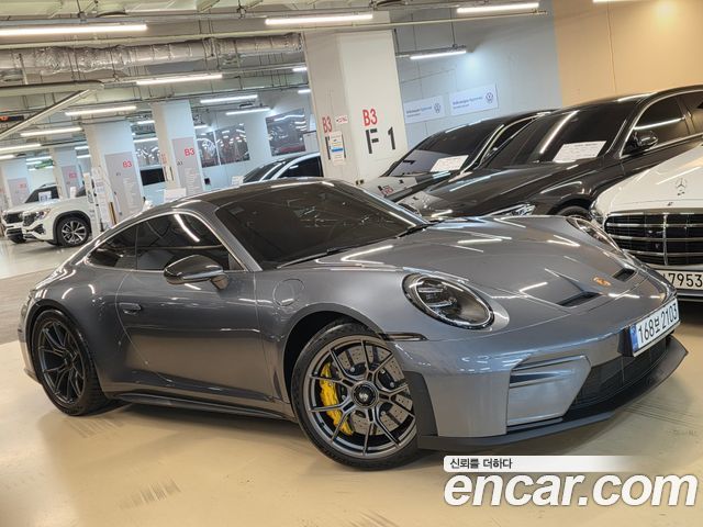 Porsche 911 (992) GT3 Touring