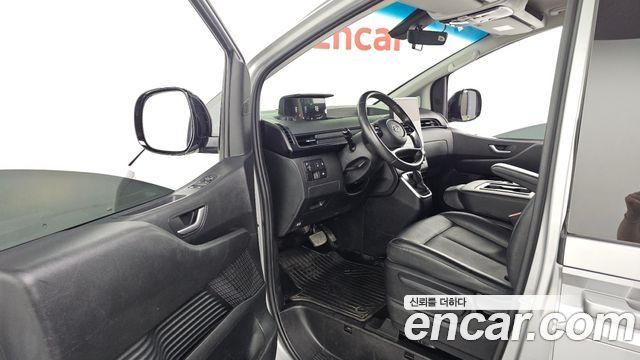 Hyundai Staria L3.5 Tourer 9-Seater Modern 2023 — фото 10
