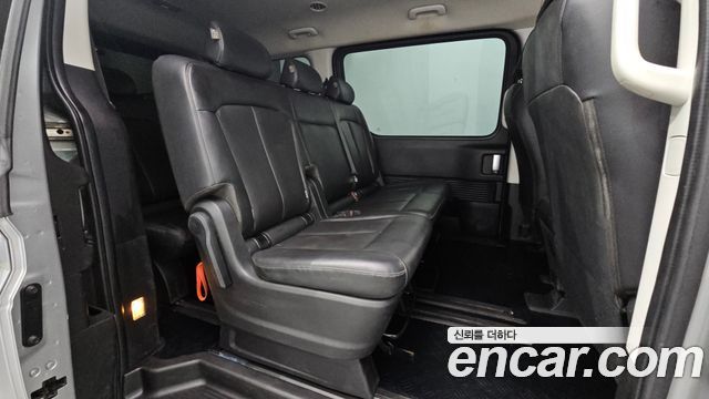 Hyundai Staria L3.5 Tourer 9-Seater Modern 2023 — фото 11