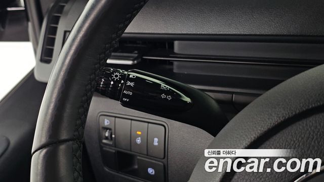 Hyundai Staria L3.5 Tourer 9-Seater Modern 2023 — фото 29