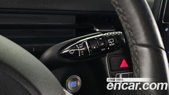 Hyundai Staria L3.5 Tourer 9-Seater Modern 2023 — фото 30