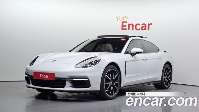 Porsche Panamera (971) 3.0 AWD 2018 — фото 1