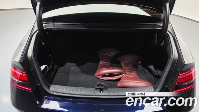 Genesis G90 (RS4) Gasoline 3.5 Turbo AWD 2022 — фото 17