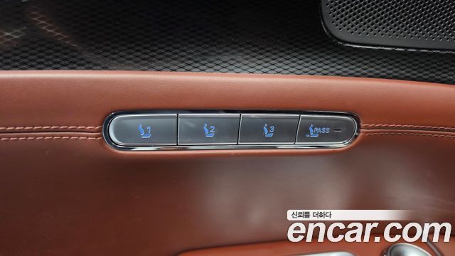 Genesis G90 (RS4) Gasoline 3.5 Turbo AWD 2022 — фото 29