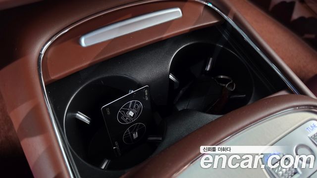 Genesis G90 (RS4) Gasoline 3.5 Turbo AWD 2022 — фото 38