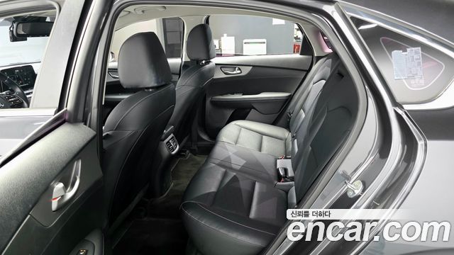 Kia K3 Prestige 2020 — фото 11