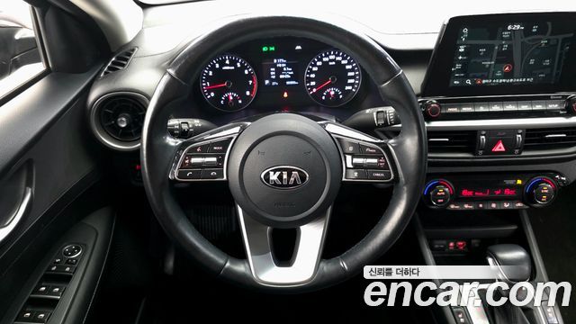 Kia K3 Prestige 2020 — фото 13