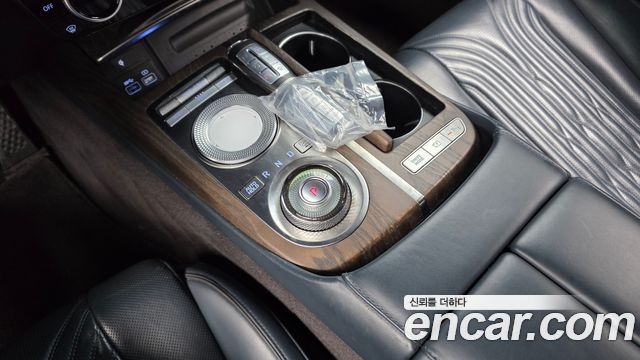 Genesis G80 (RG3) Gasoline 2.5 Turbo AWD 2021 — фото 9