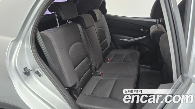 KG Mobility (SsangYong) Korando C 2.0 CVS 2WD Deluxe 2015 — фото 11