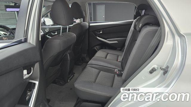 KG Mobility (SsangYong) Korando C 2.0 CVS 2WD Deluxe 2015 — фото 12