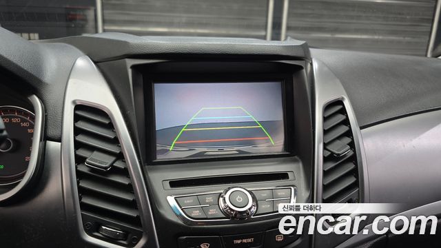 KG Mobility (SsangYong) Korando C 2.0 CVS 2WD Deluxe 2015 — фото 15