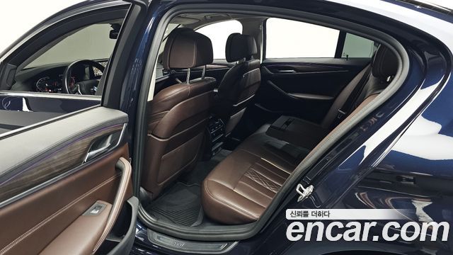 BMW 5 Series (G30) 520d xDrive Luxury Plus 2020 — фото 26