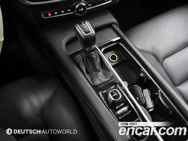 Volvo S90 D5 AWD Momentum 2017 — фото 9