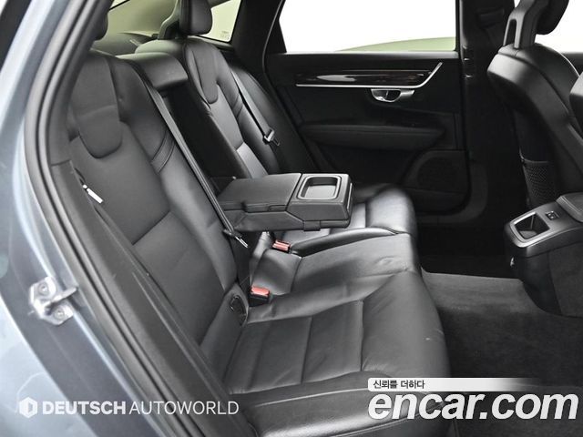Volvo S90 D5 AWD Momentum 2017 — фото 16