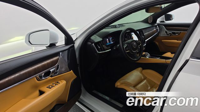 Volvo S90 B6 AWD Ultimate Bright 2023 — фото 10