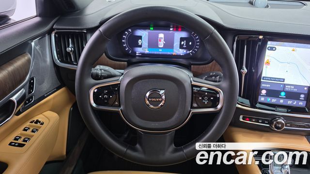 Volvo S90 B6 AWD Ultimate Bright 2023 — фото 14