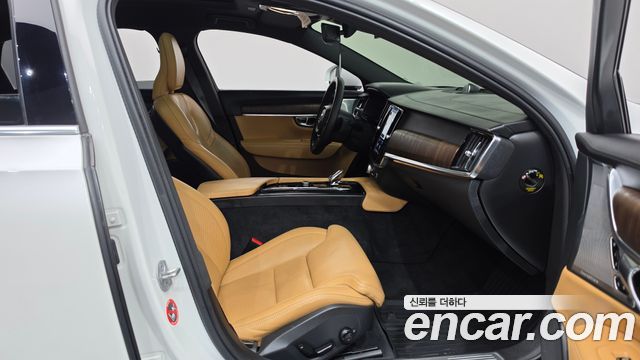 Volvo S90 B6 AWD Ultimate Bright 2023 — фото 26