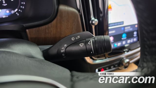 Volvo S90 B6 AWD Ultimate Bright 2023 — фото 28