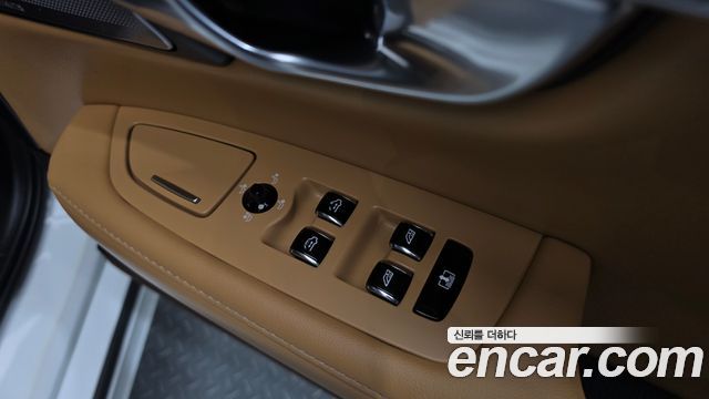 Volvo S90 B6 AWD Ultimate Bright 2023 — фото 38