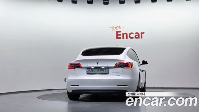 Tesla Model 3 Long Range AWD 2021 — фото 4