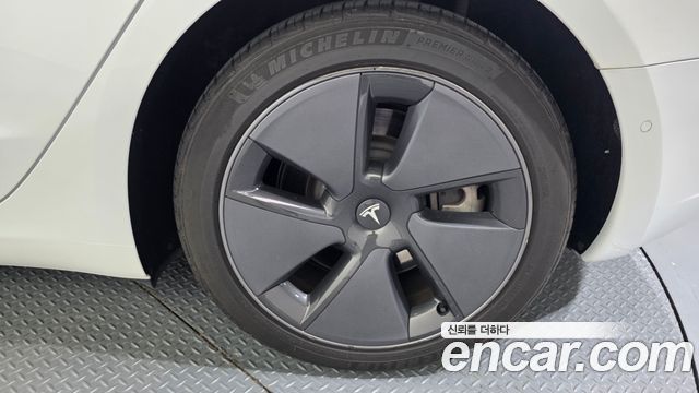 Tesla Model 3 Long Range AWD 2021 — фото 21