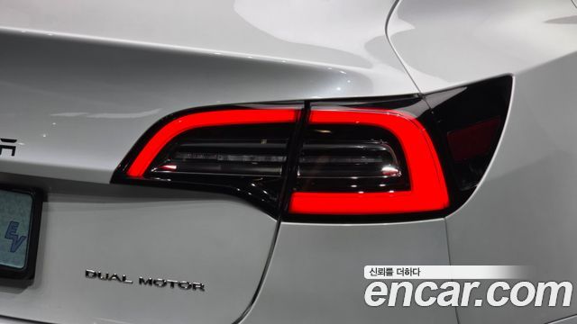 Tesla Model 3 Long Range AWD 2021 — фото 23