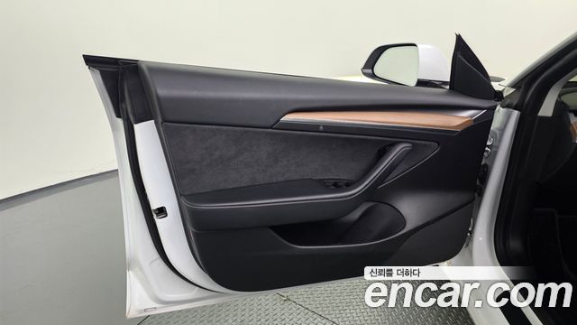 Tesla Model 3 Long Range AWD 2021 — фото 24