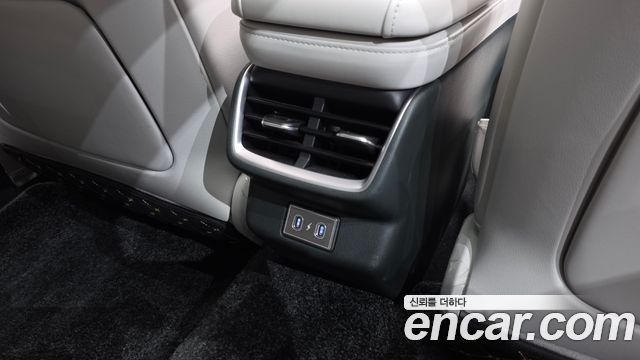 Hyundai Grandeur Hybrid (GN7) Calligraphy 2023 — фото 32
