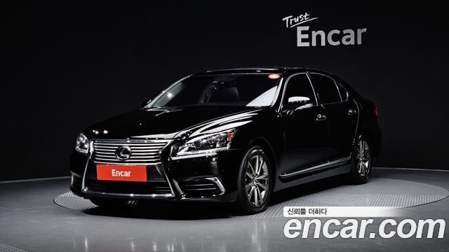 Lexus LS460 AWD XF40