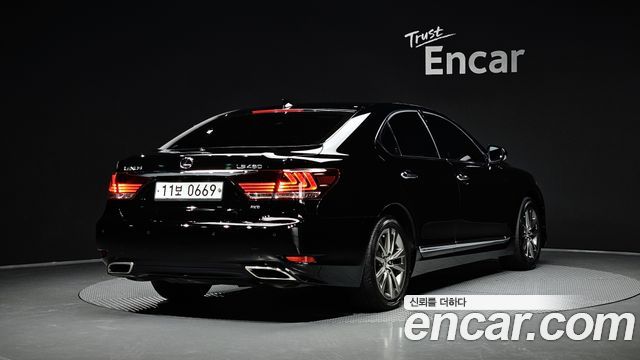 Lexus LS460 AWD XF40 2015 — фото 2