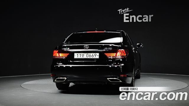Lexus LS460 AWD XF40 2015 — фото 4