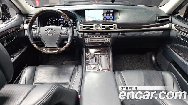 Lexus LS460 AWD XF40 2015 — фото 7