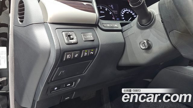 Lexus LS460 AWD XF40 2015 — фото 16