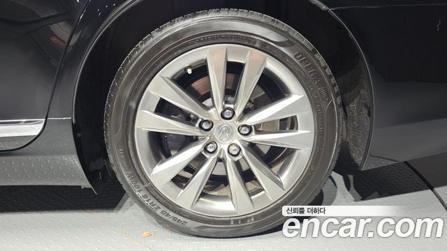 Lexus LS460 AWD XF40 2015 — фото 21