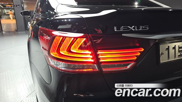 Lexus LS460 AWD XF40 2015 — фото 23