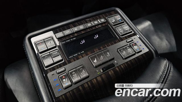 Lexus LS460 AWD XF40 2015 — фото 32