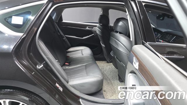 Genesis G80 3.3 GDI AWD Luxury 2018 — фото 12