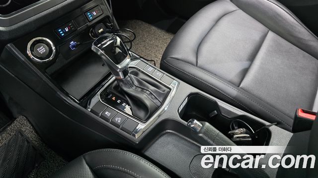 KG Mobility (SsangYong) Beautiful Korando Gasoline 1.5 2WD C5 Plus 2020 — фото 9