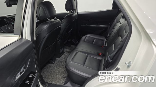 KG Mobility (SsangYong) Beautiful Korando Gasoline 1.5 2WD C5 Plus 2020 — фото 12