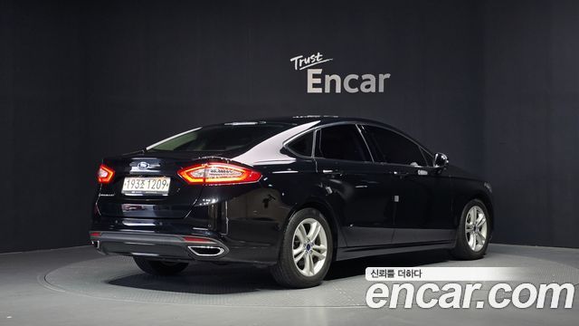 Ford Mondeo (IV) 2.0 Trend 2015 — фото 2