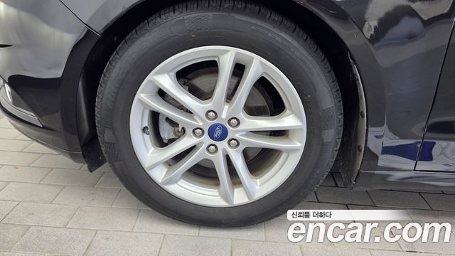 Ford Mondeo (IV) 2.0 Trend 2015 — фото 5
