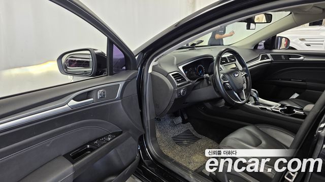 Ford Mondeo (IV) 2.0 Trend 2015 — фото 10
