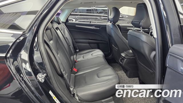 Ford Mondeo (IV) 2.0 Trend 2015 — фото 12