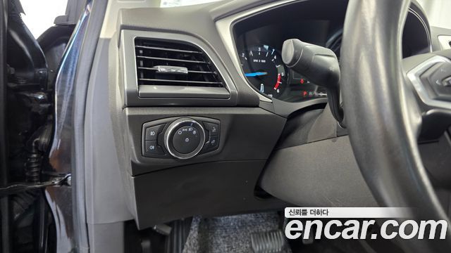 Ford Mondeo (IV) 2.0 Trend 2015 — фото 16