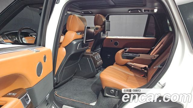 Land Rover Range Rover (IV) 4.4 SDV8 AB LWB DIESEL 2016 — фото 12