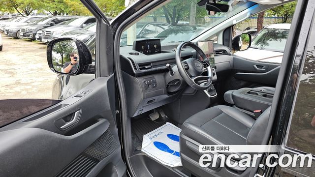 Hyundai Staria Cargo 3-Seater Modern 2023 — фото 10