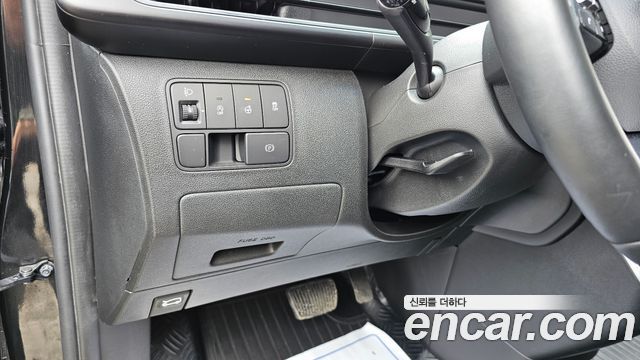 Hyundai Staria Cargo 3-Seater Modern 2023 — фото 16
